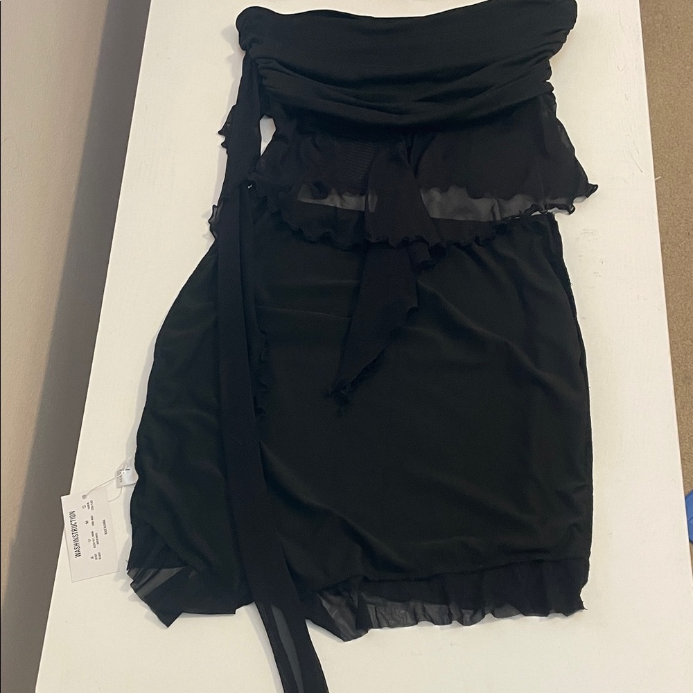 Elegant Black Strapless Dress